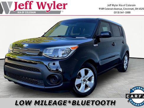Used 2017 Kia Soul FWD image 1