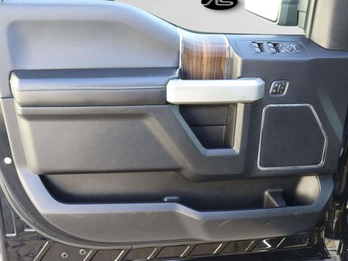 Used 2016 Ford F150 Lariat w/ Equipment Group 502A Luxury image 14