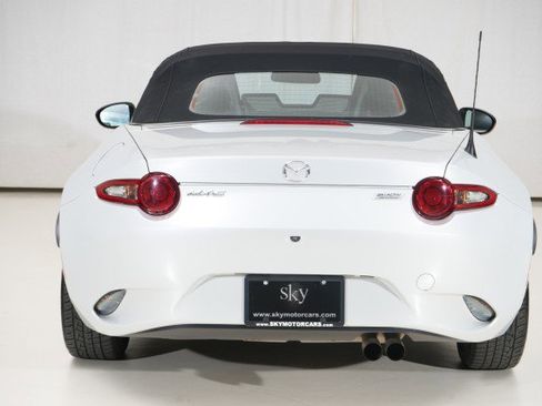 Used 2019 MAZDA MX-5 Miata Sport image 14