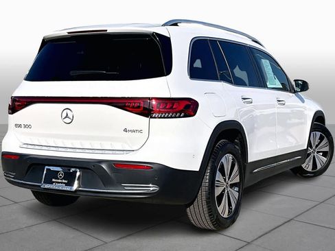 Used 2023 Mercedes-Benz EQB 300 4MATIC w/ Exclusive Package image 12