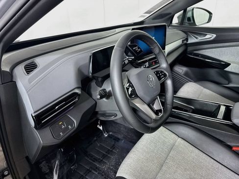 Used 2024 Volkswagen ID.4 2WD image 10