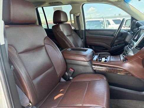 Used 2015 Chevrolet Suburban LTZ AWD/4WD image 23