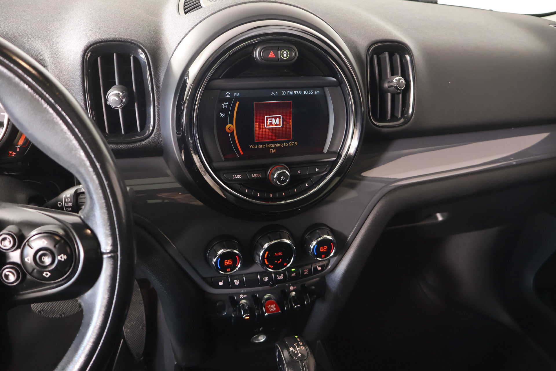Used 2019 MINI Cooper Countryman FWD image 5