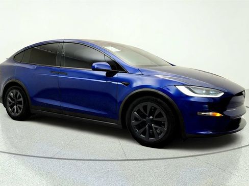 Used 2023 Tesla Model X AWD/4WD image 3