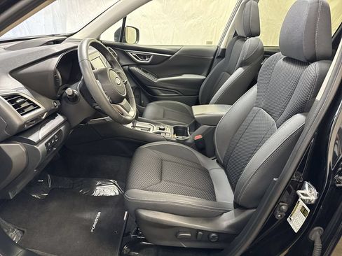 Used 2024 Subaru Forester Premium AWD/4WD image 10