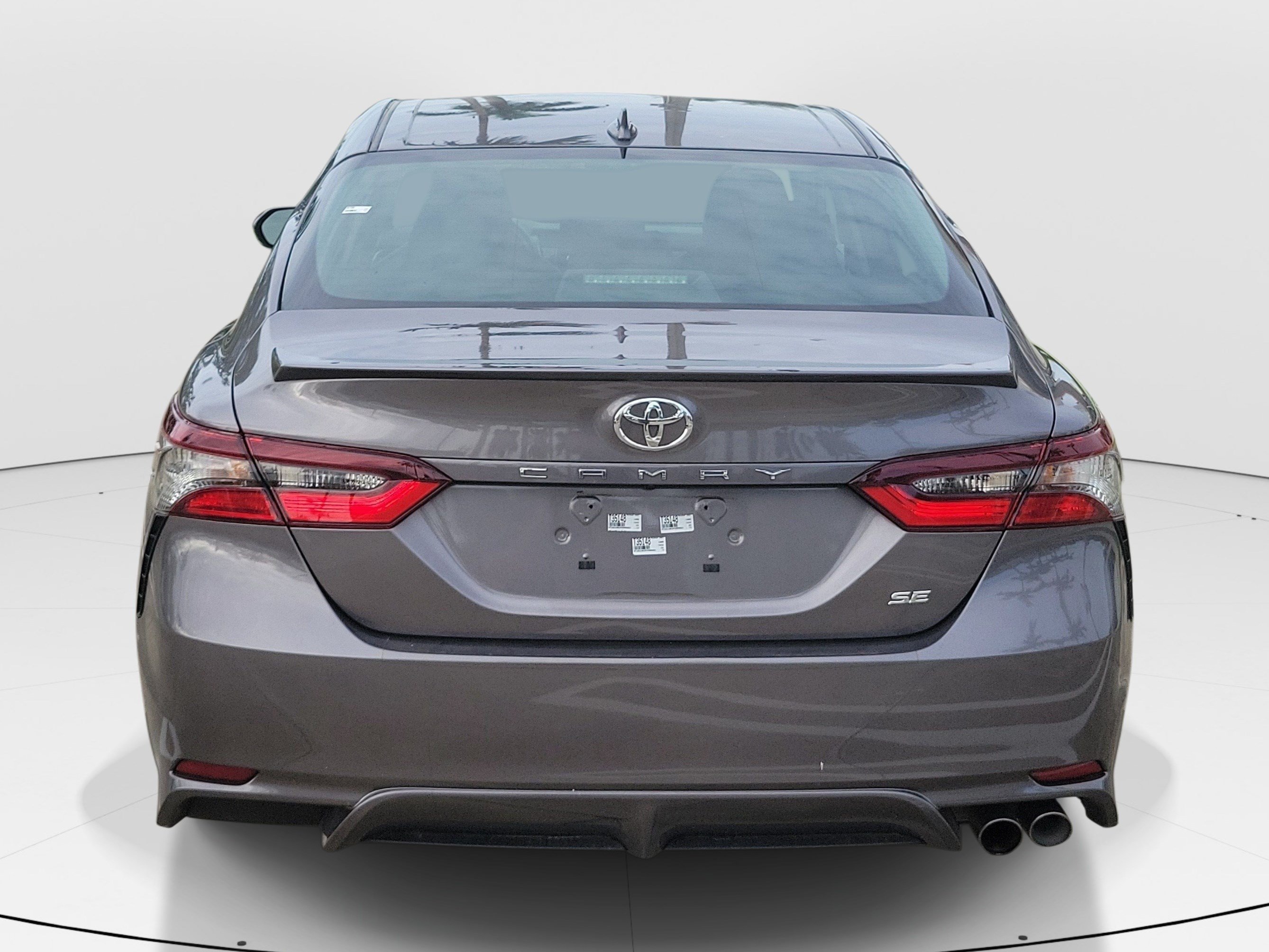 Used 2023 Toyota Camry SE FWD image 6