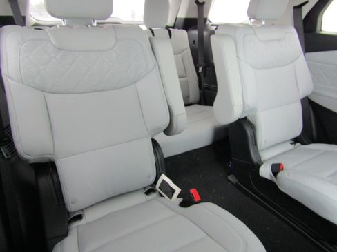 New 2026 Ford Explorer Platinum w/ LUX Leather Package image 3