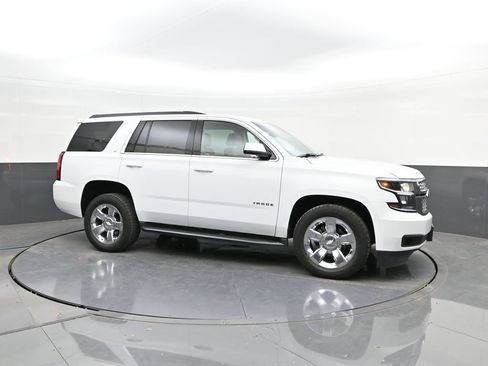 Used 2018 Chevrolet Tahoe LT image 17