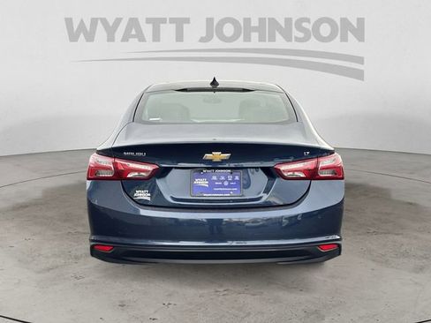 Used 2019 Chevrolet Malibu LT w/ Leather Package image 4