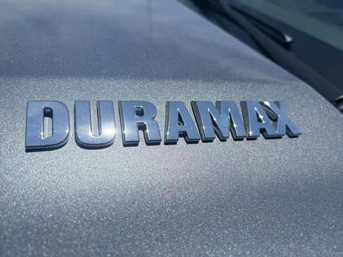 Used 2021 Chevrolet Silverado 1500 LTZ w/ LTZ Premium Package AWD/4WD image 32