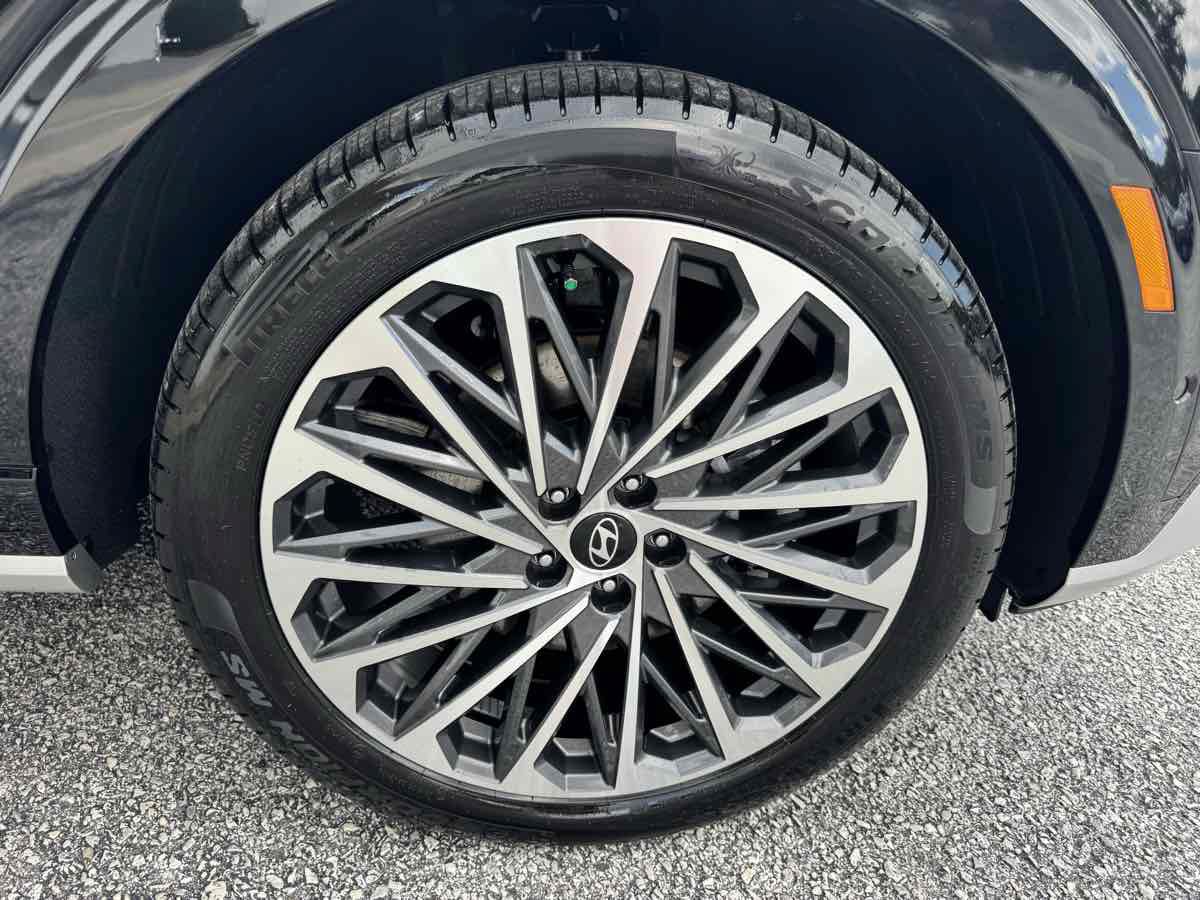 Used 2026 Hyundai Palisade Calligraphy AWD/4WD image 38
