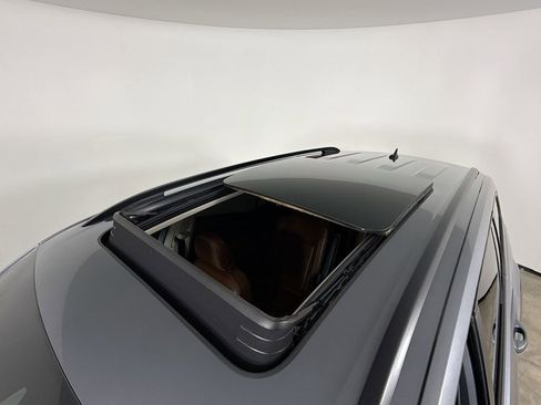 Used 2023 Volkswagen Atlas SEL R-Line image 14