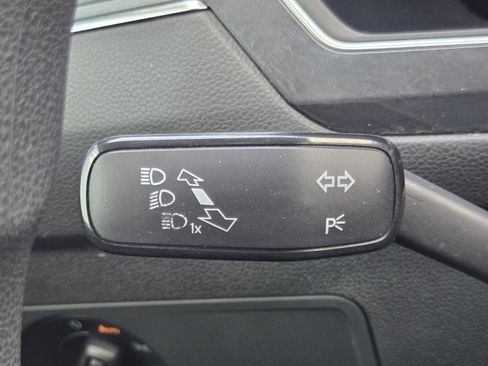 Used 2023 Volkswagen Tiguan S FWD image 19