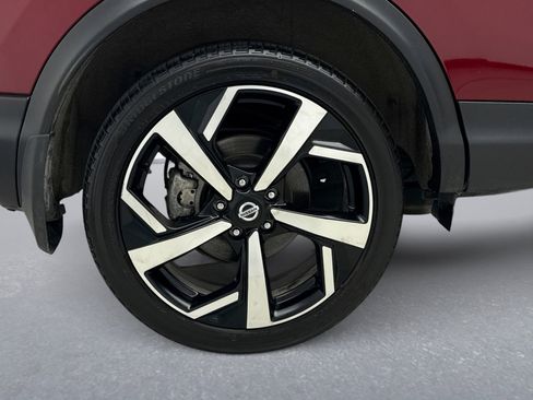 Used 2022 Nissan Rogue Sport SL AWD/4WD image 25