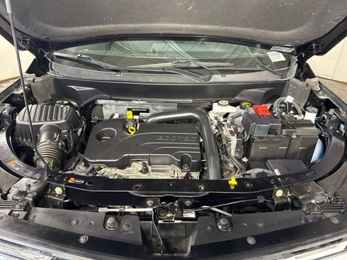 Used 2025 Chevrolet Equinox LT AWD/4WD image 4