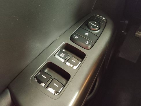 Used 2020 Kia Sportage LX w/ LX Popular Package FWD image 27