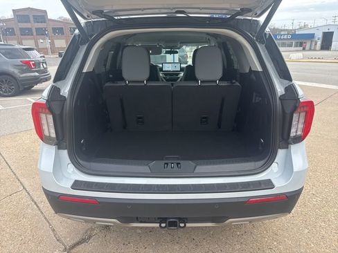New 2026 Ford Explorer Active w/ Active Comfort Package AWD/4WD image 11