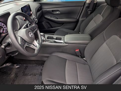 Used 2025 Nissan Sentra SV image 14