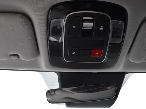 Used 2025 Hyundai Sonata Limited image 13