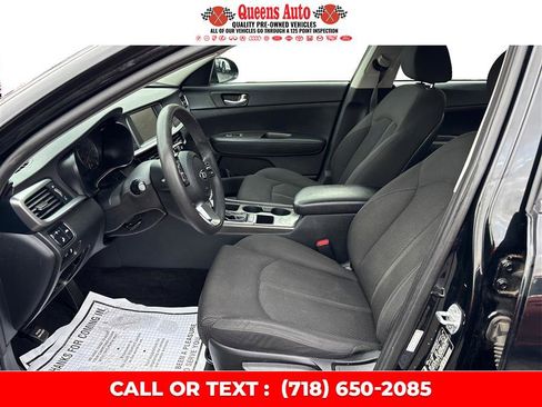 Used 2020 Kia Optima LX image 10