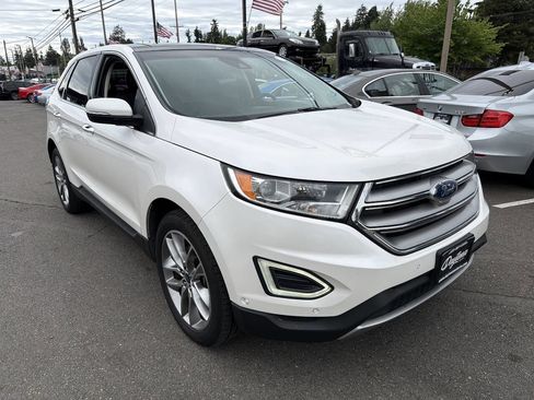 Used 2015 Ford Edge Titanium w/ Equipment Group 302A AWD/4WD image 4