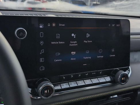 Used 2024 Chevrolet Colorado ZR2 w/ Safety Package image 26