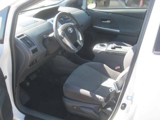 Used 2012 Toyota Prius V Three FWD image 17