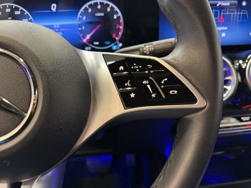 Certified 2026 Mercedes-Benz GLB 250 image 18