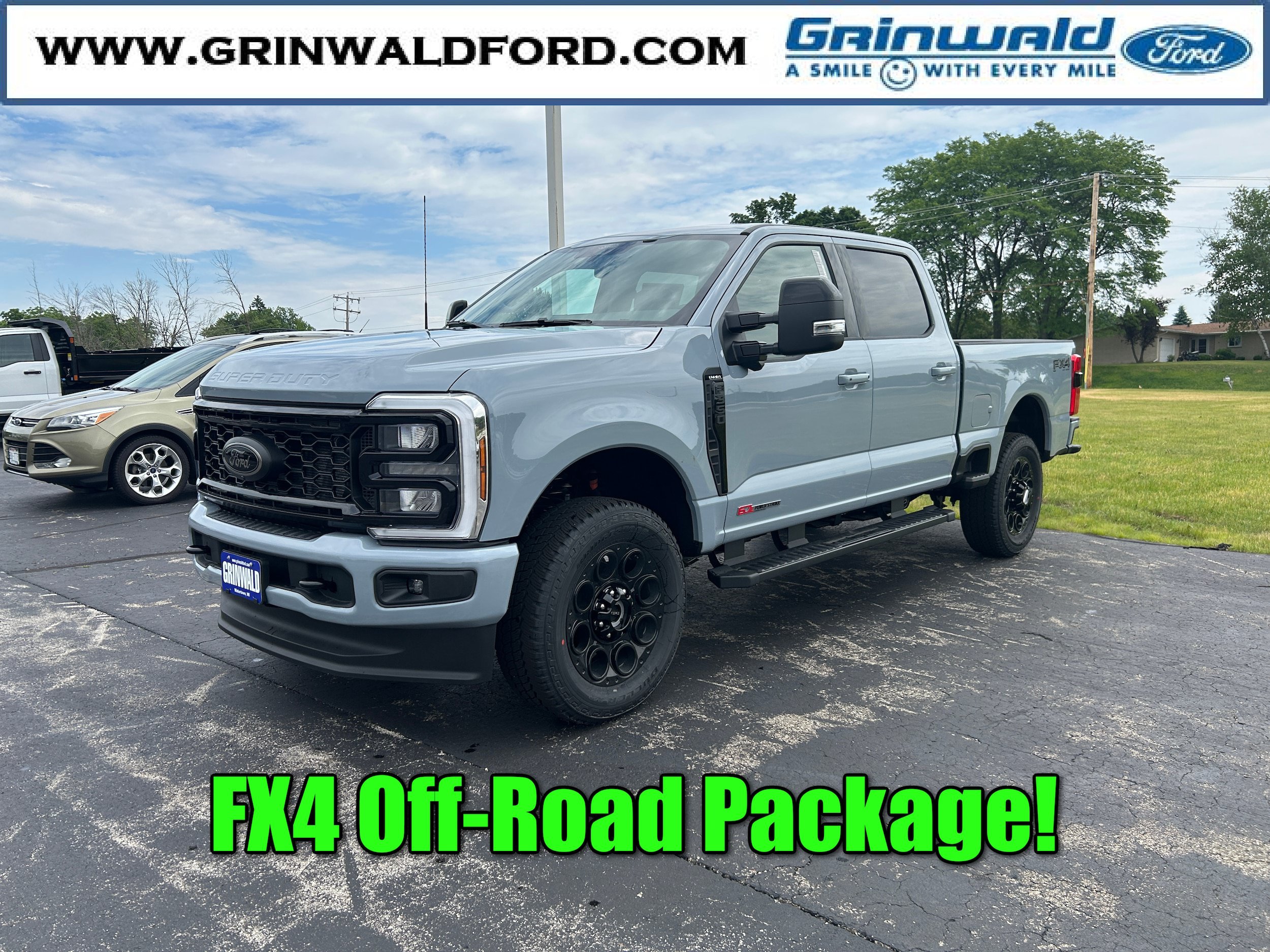 New 2026 Ford F350 Lariat w/ Black Appearance Package AWD/4WD image 1