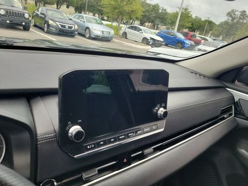 Used 2023 Mitsubishi Outlander SE FWD image 21