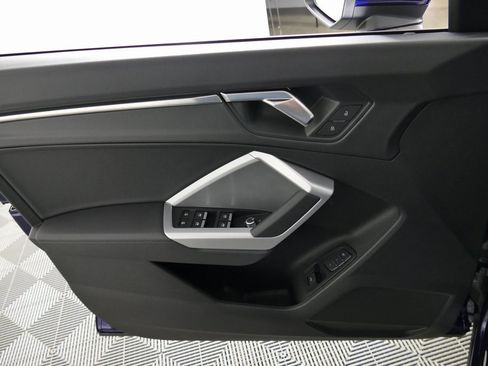 New 2025 Audi Q3 2.0T Premium image 10