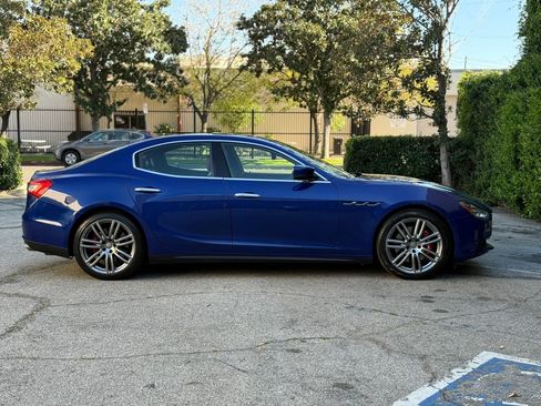 Used 2016 Maserati Ghibli S image 2