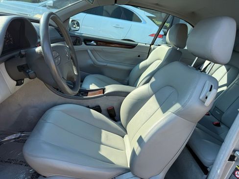 Used 2000 Mercedes-Benz CLK 320 Cabriolet image 8