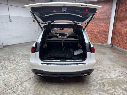 Used 2023 Mercedes-Benz GLS 580 4MATIC image 25