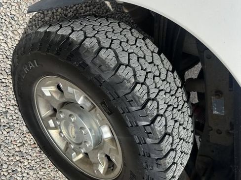 Used 2014 Ford F350 Lariat w/ Chrome Package AWD/4WD image 43
