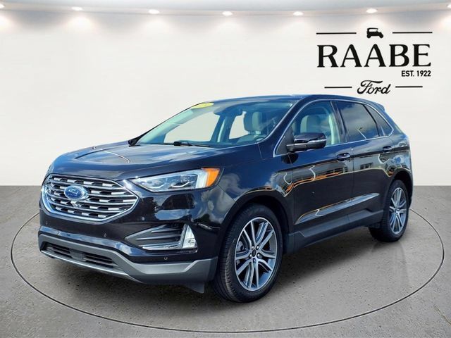 Used 2024 Ford Edge Titanium w/ Equipment Group 301A AWD/4WD image 3