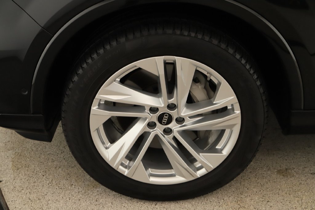 Used 2023 Audi Q7 2.0T Premium AWD/4WD image 33