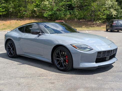 Used 2024 Nissan Z Performance w/ Floor Mat Package image 13
