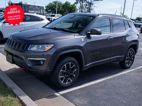 Used 2020 Jeep Compass Trailhawk AWD/4WD image 1