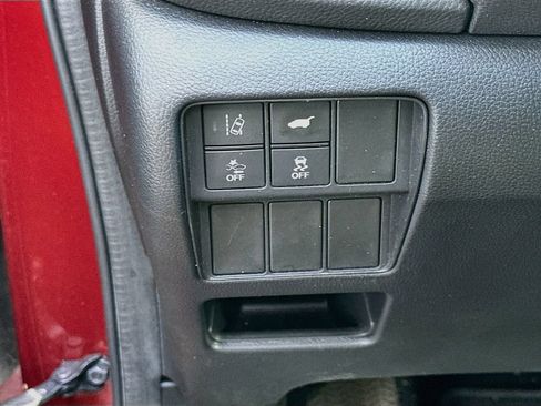 Used 2018 Honda CR-V Touring image 10