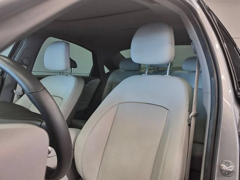 Used 2025 Hyundai Ioniq 6 Limited RWD image 11