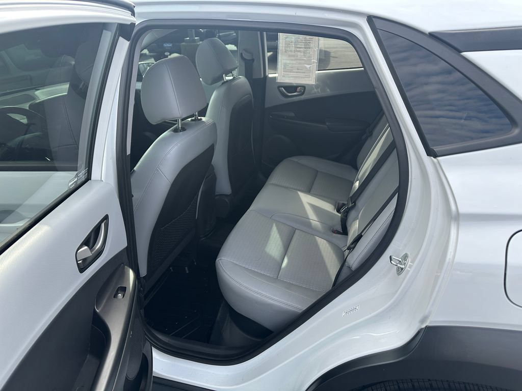 Used 2021 Hyundai Kona Limited w/ Cargo Package AWD/4WD image 14