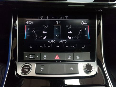 Used 2024 Audi Q7 3.0T Premium Plus image 25