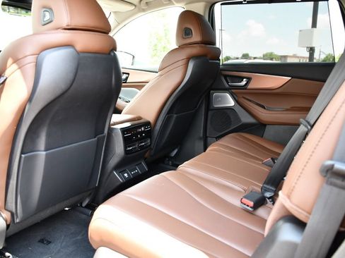 Certified 2026 Acura MDX FWD w/ Technology Package image 19