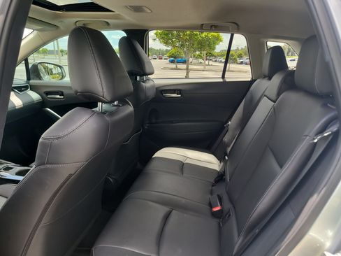 Certified 2023 Toyota Corolla Cross XLE w/ Convenience Package FWD image 15