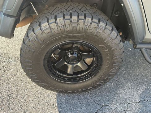 Used 2021 Jeep Wrangler Unlimited Sport AWD/4WD image 37