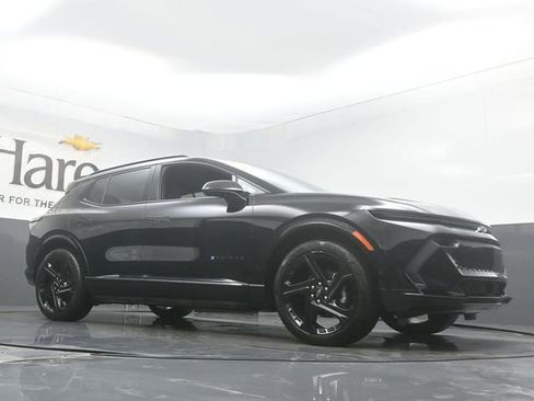 Used 2024 Chevrolet Equinox EV RS image 2