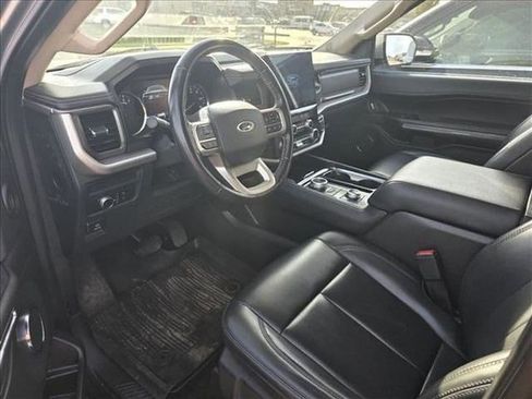Used 2022 Ford Expedition XLT AWD/4WD image 7