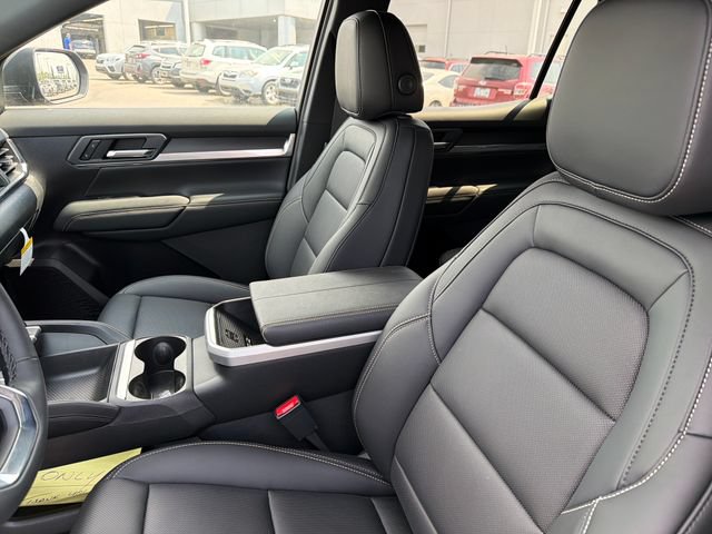 New 2027 GMC Terrain Elevation w/ Elevation Premium Package FWD image 18