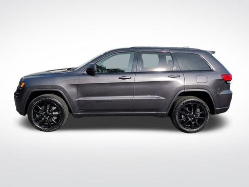 Certified 2021 Jeep Grand Cherokee Laredo X image 2